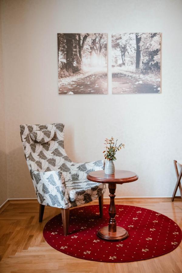 Hotel Kurija Jankovic Lukac ภายนอก รูปภาพ