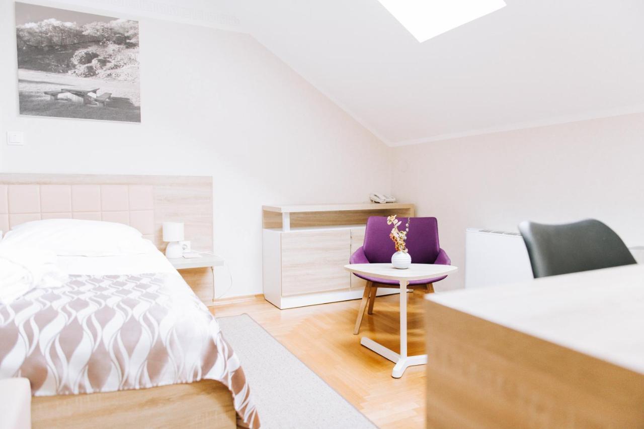 Hotel Kurija Jankovic Lukac ภายนอก รูปภาพ