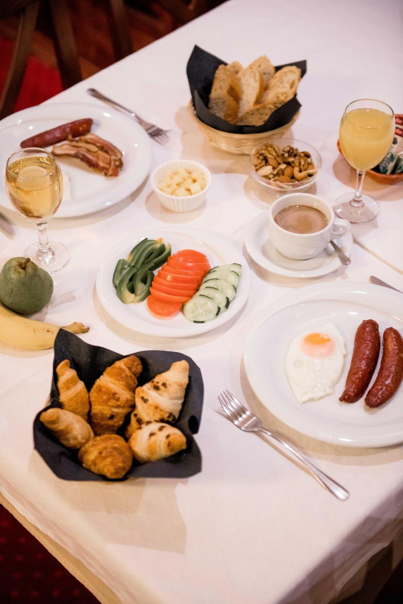 Hotel Kurija Jankovic Lukac ภายนอก รูปภาพ